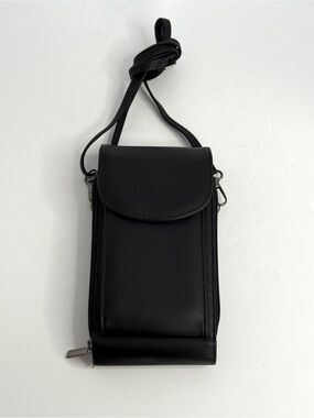 @Design Classic Black Crossbody Phone Bag